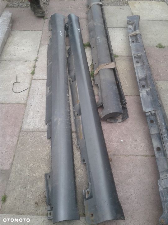 Listwa progowa, próg toyota corolla verso 2004-2007 - 1