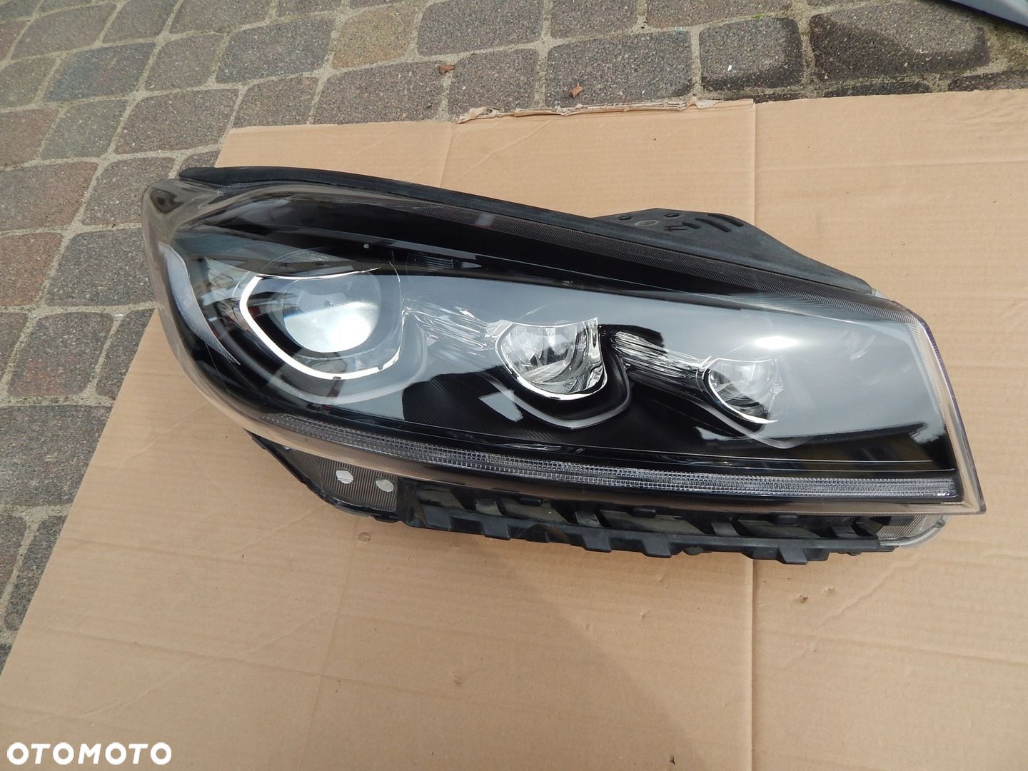 LAMPA PRAWA KIA SORENTO III FULL LED ŁADNA ORYG - 1