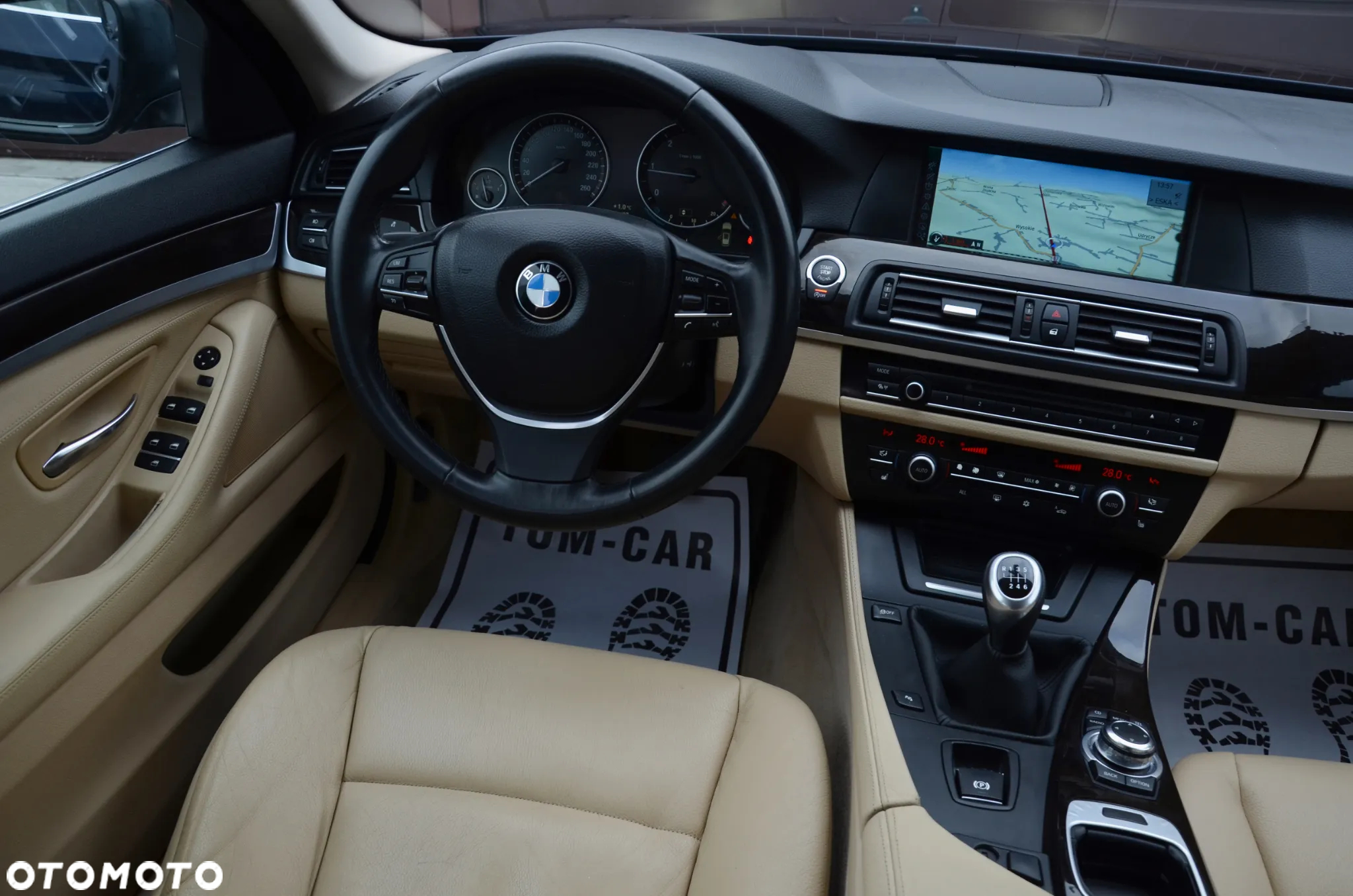 BMW Seria 5 520d Touring - 5