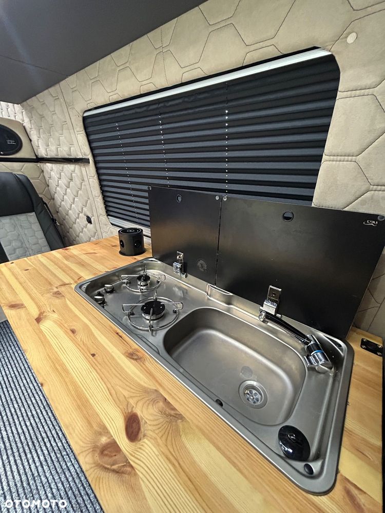 Mercedes-Benz Sprinter Long BASE 9G-Tronic 907.235 - 19