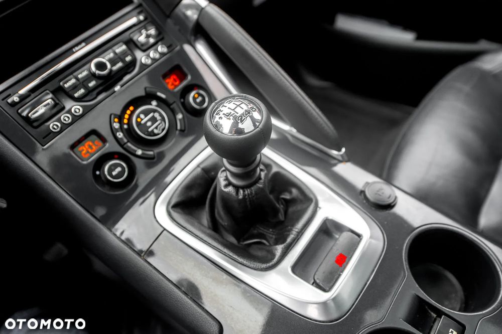 Peugeot 3008 155 THP Platinum - 31