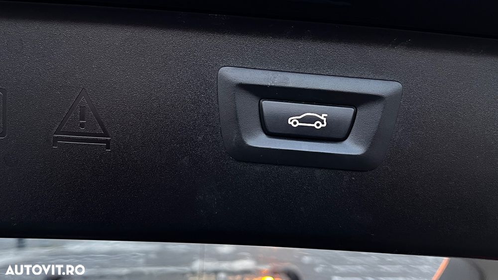 BMW Seria 5 525d xDrive AT - 15