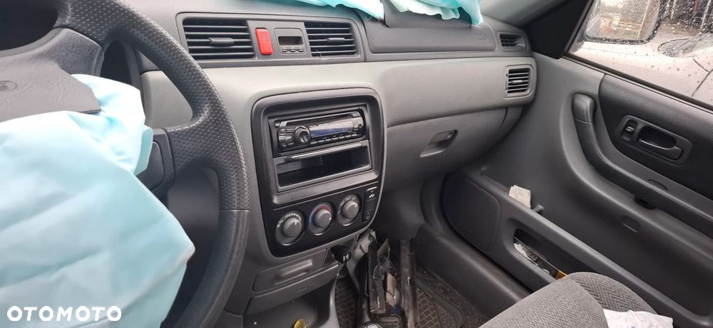 Honda CR-V 4X4  B/G na części - 16