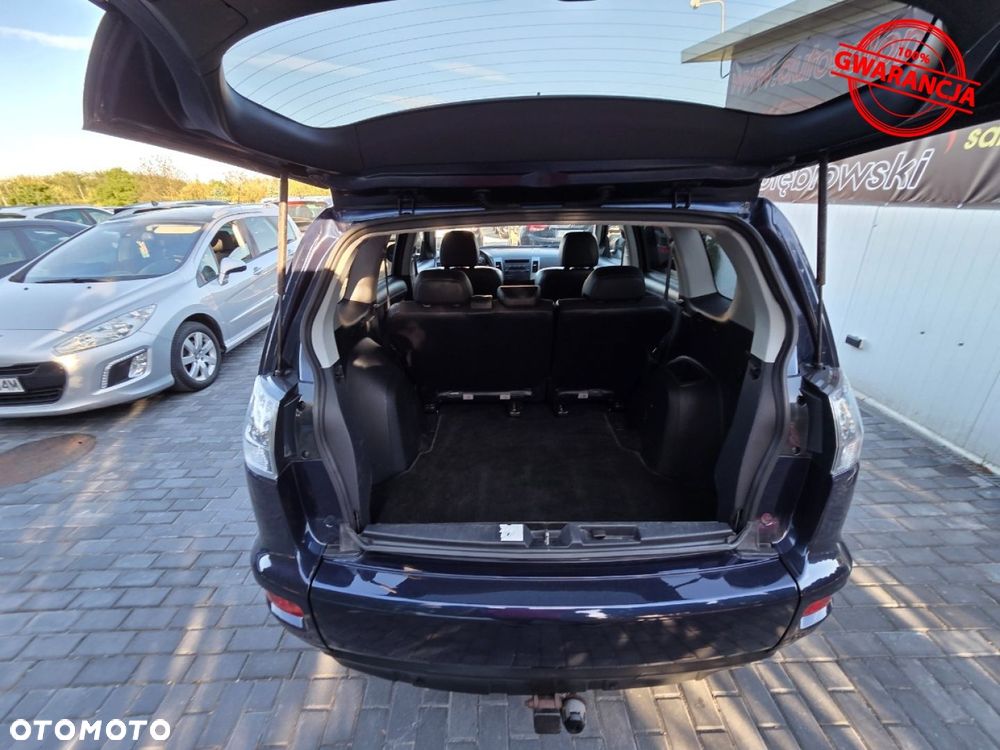 Mitsubishi Outlander - 18