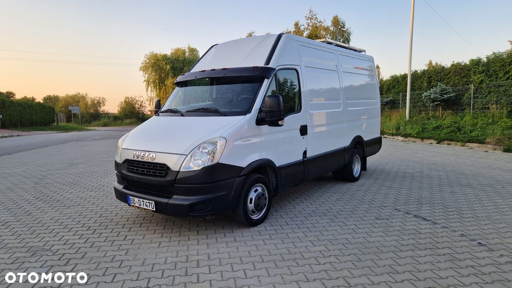 Iveco DAILY 35C13 Klima Elektryka Tempomat Na Bliźniaku Furgon 3os. Hak Serwis - 9