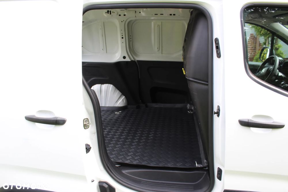 Citroën BERLINGO 1.6 HDI 3-OSOBOWY - 12
