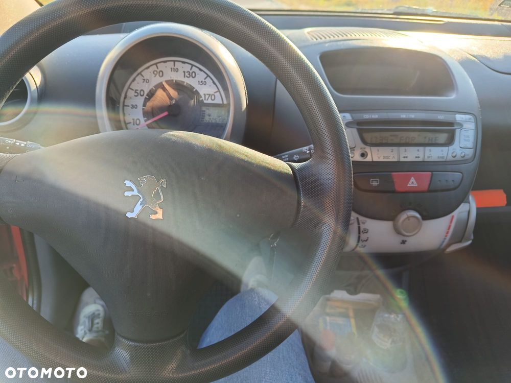 Peugeot 107 1.0 Happy Euro5 - 6