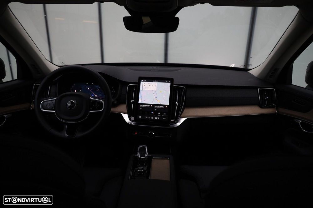 Volvo XC 90 2.0 T8 PHEV Plus Dark AWD - 24