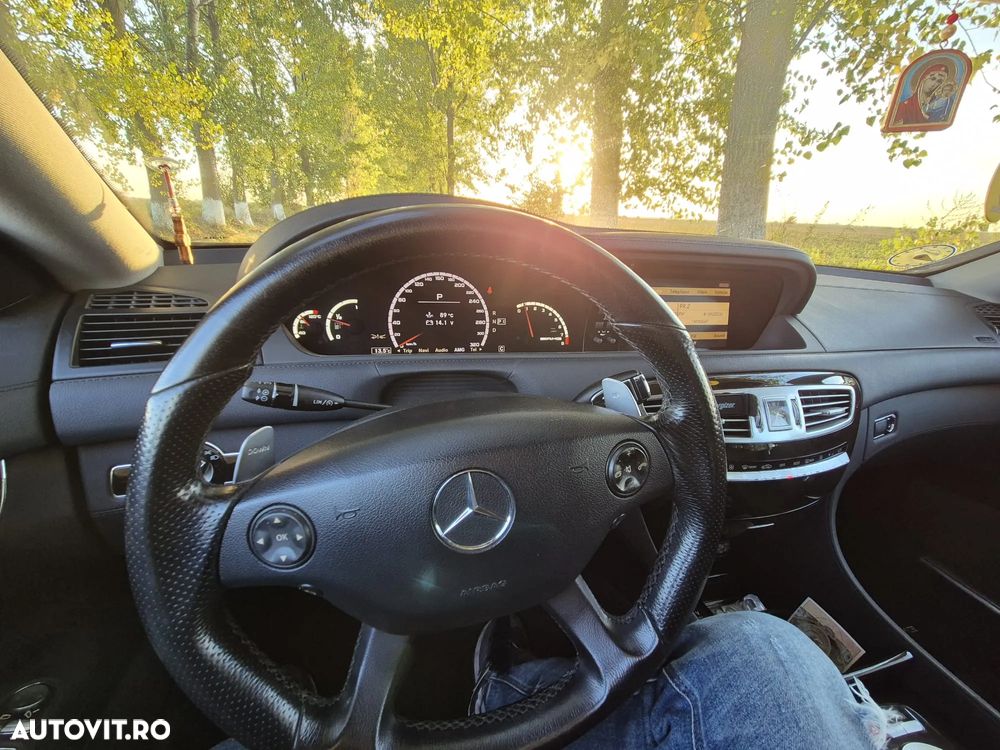 Mercedes-Benz CL 63 AMG 7G-TRONIC - 8