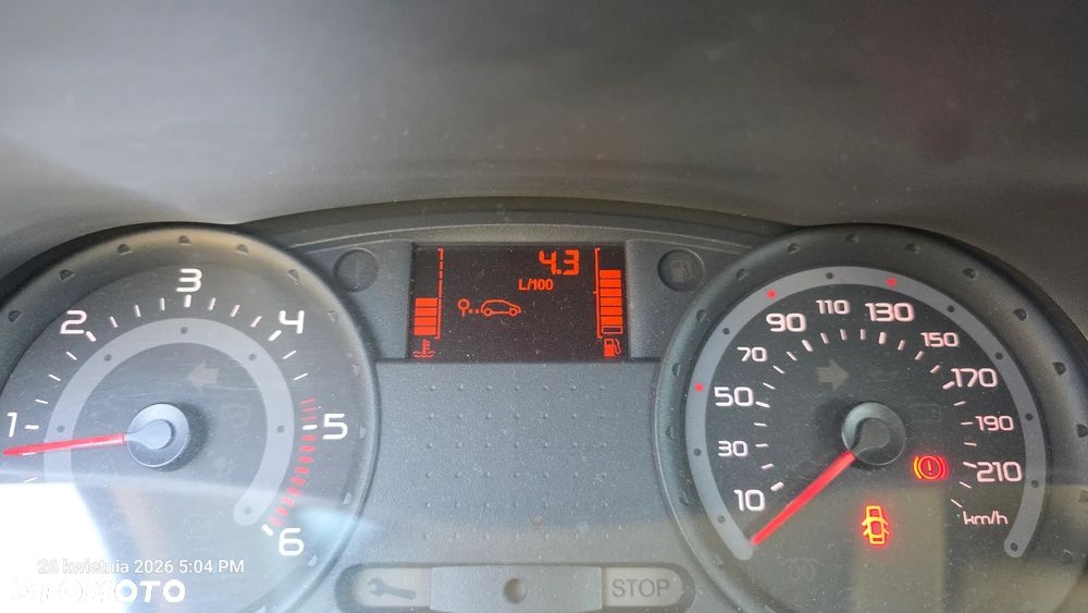 Renault Clio 1.5 dCi Authentique - 13