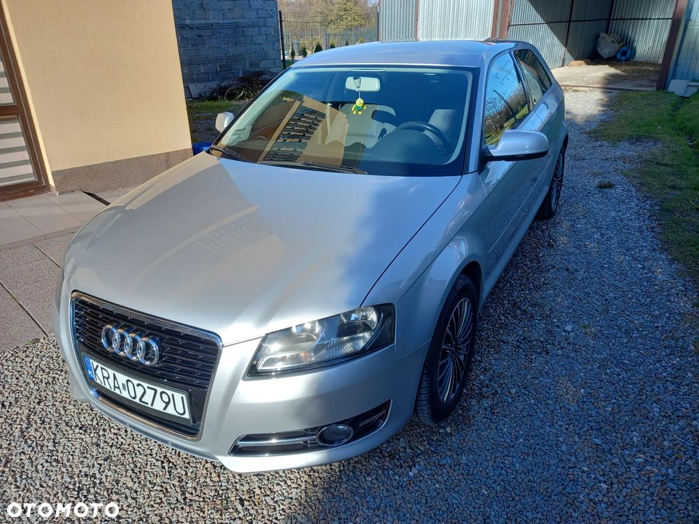 Audi A3 3-drzwiowe 1.6 Attraction - 3