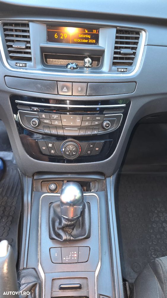 Peugeot 508 2011 photo 3