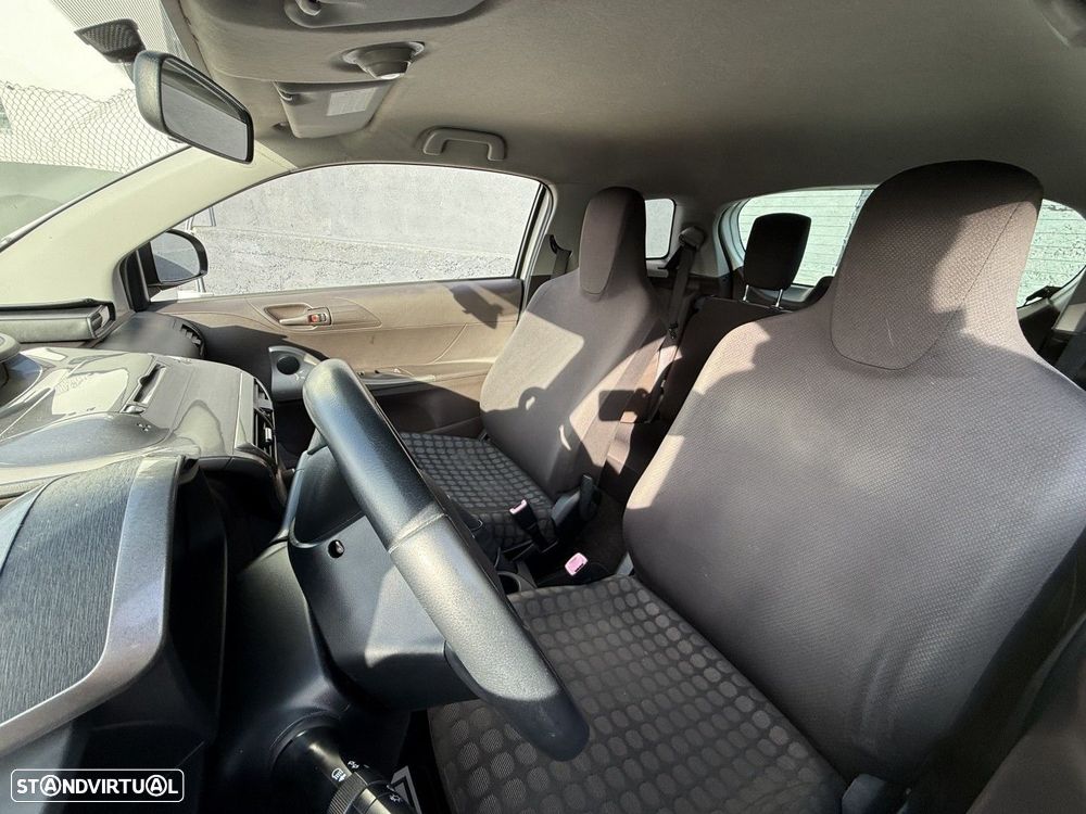 Toyota iQ 1.0 VVT-i Essential+AC - 3