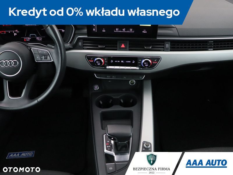 Audi A4 Limousine - 14