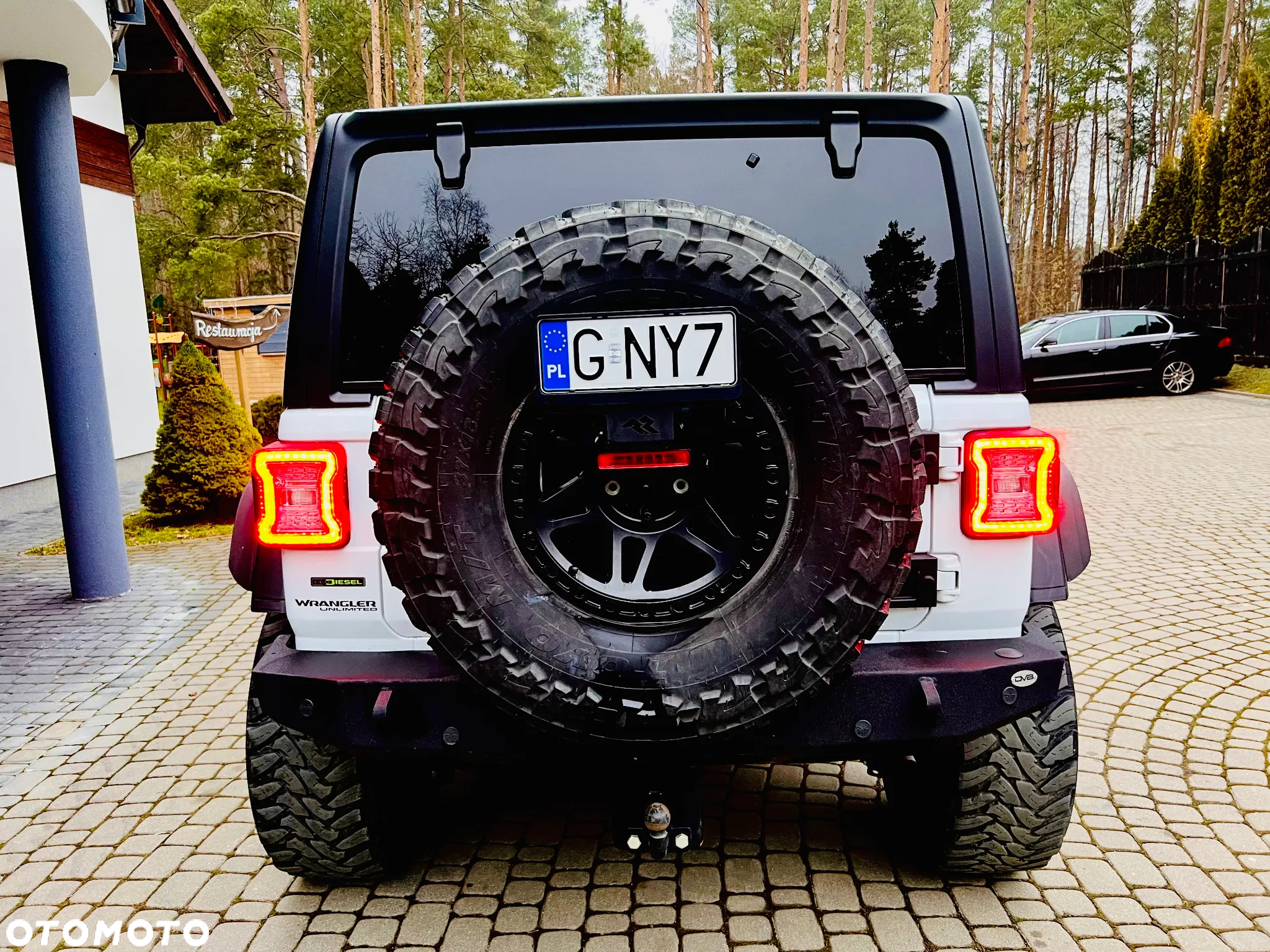 Jeep Wrangler - 5