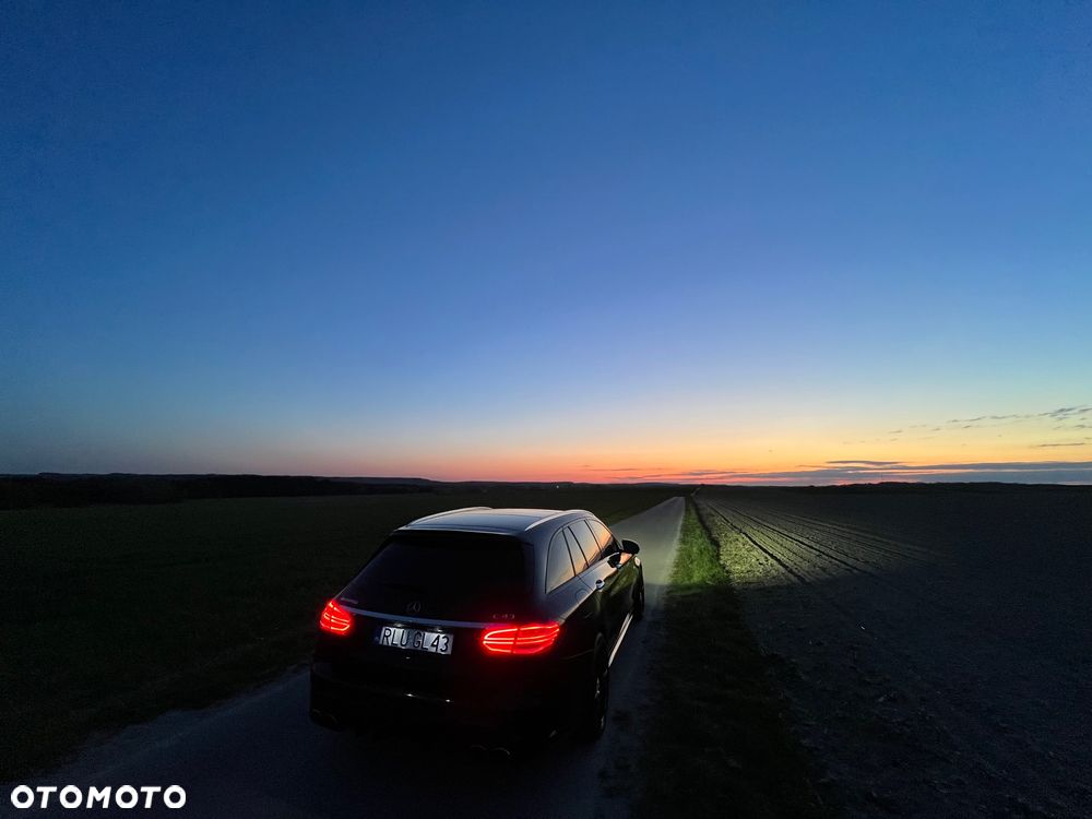 Mercedes-Benz Klasa C 43 AMG 4MATIC - 34