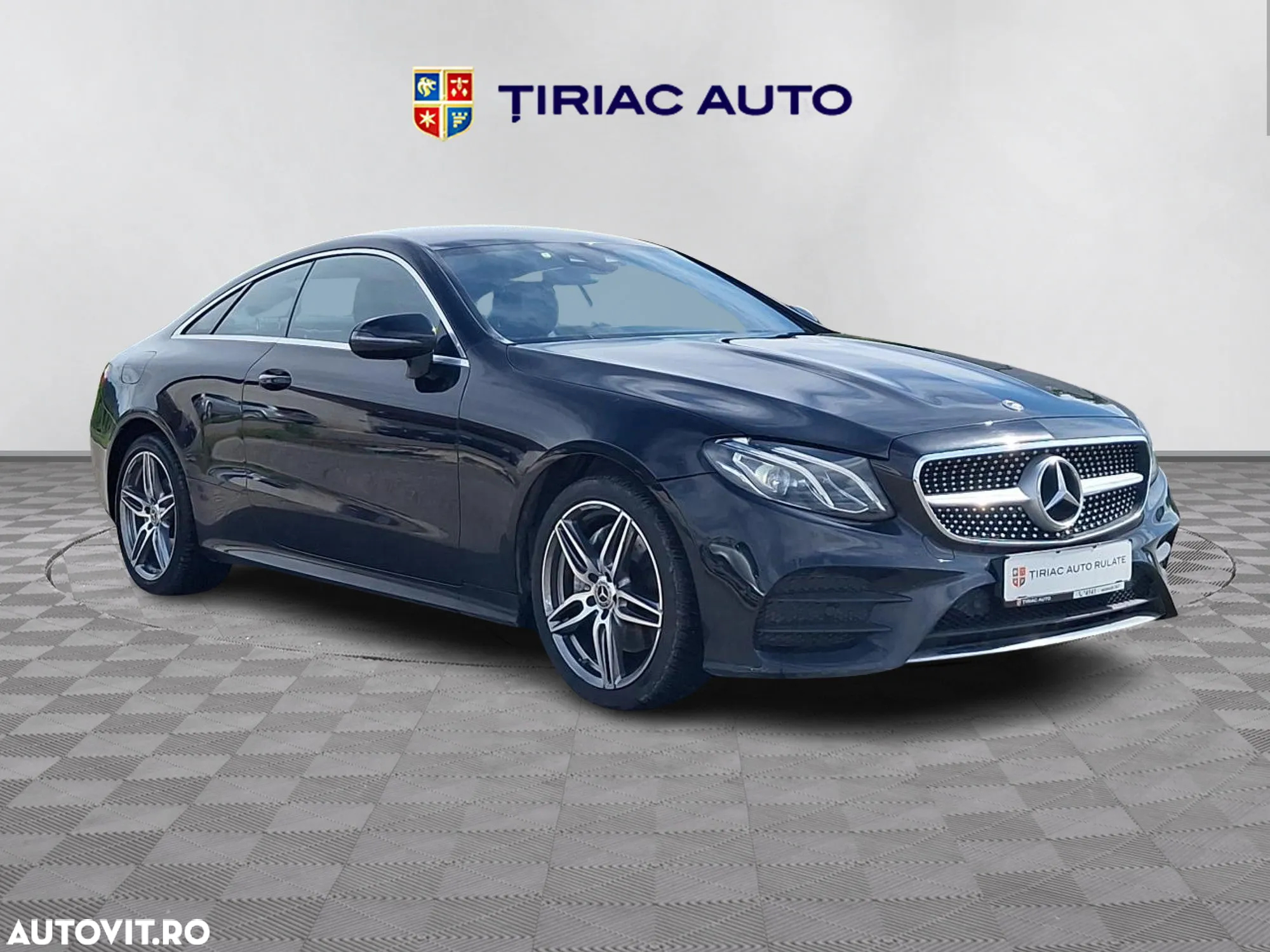 Mercedes-Benz E 220 d 4MATIC Coupe Aut. - 8