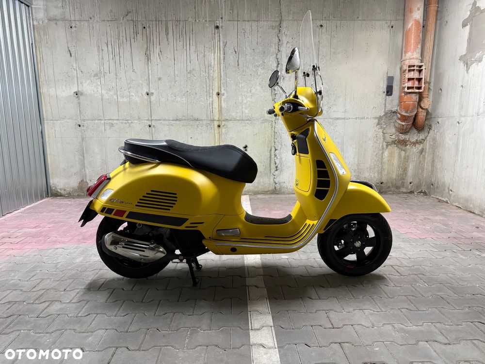 Piaggio Vespa - 12