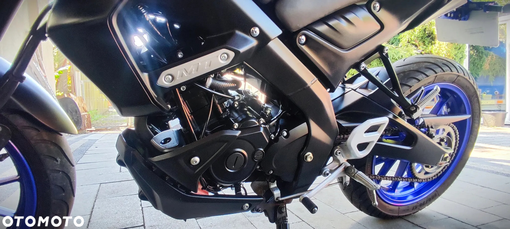 Yamaha MT - 27