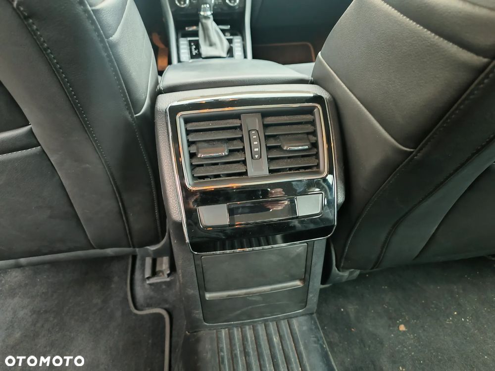 Skoda Superb - 11