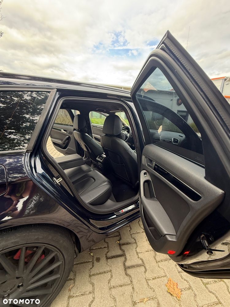 Audi A4 Avant 3.0 TDI Quattro S tronic - 13