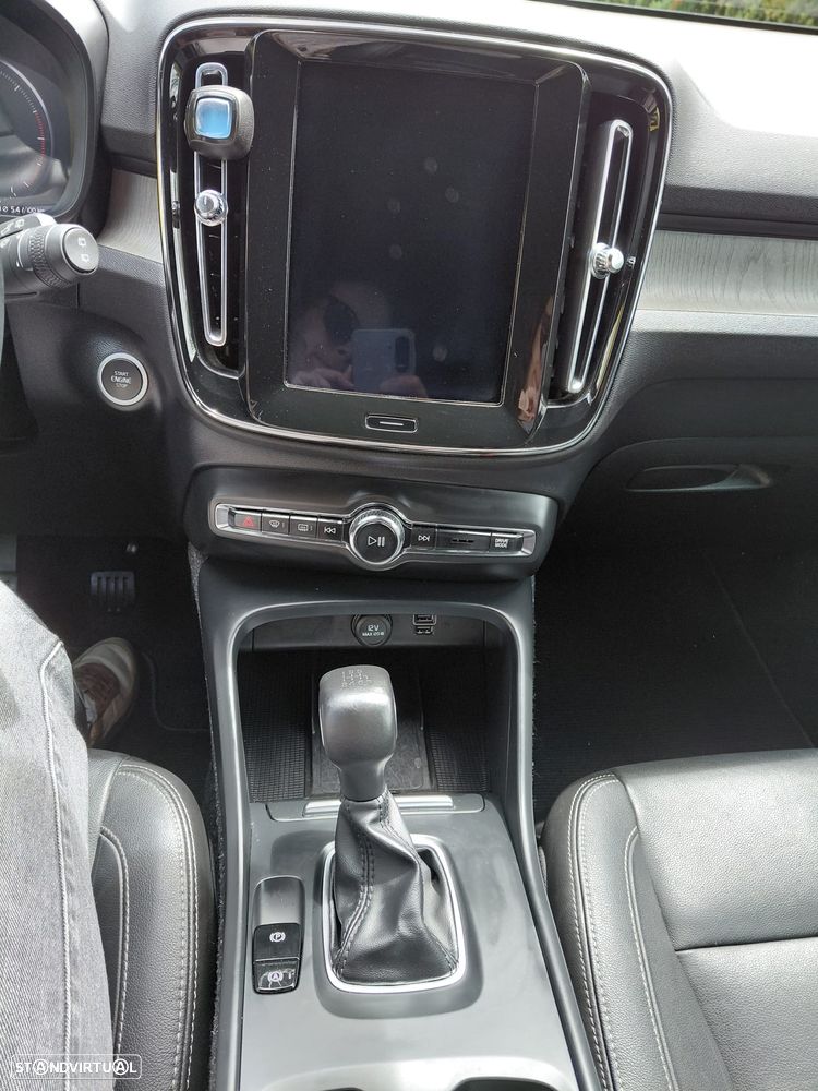Volvo XC 40 2.0 D3 Inscription - 11