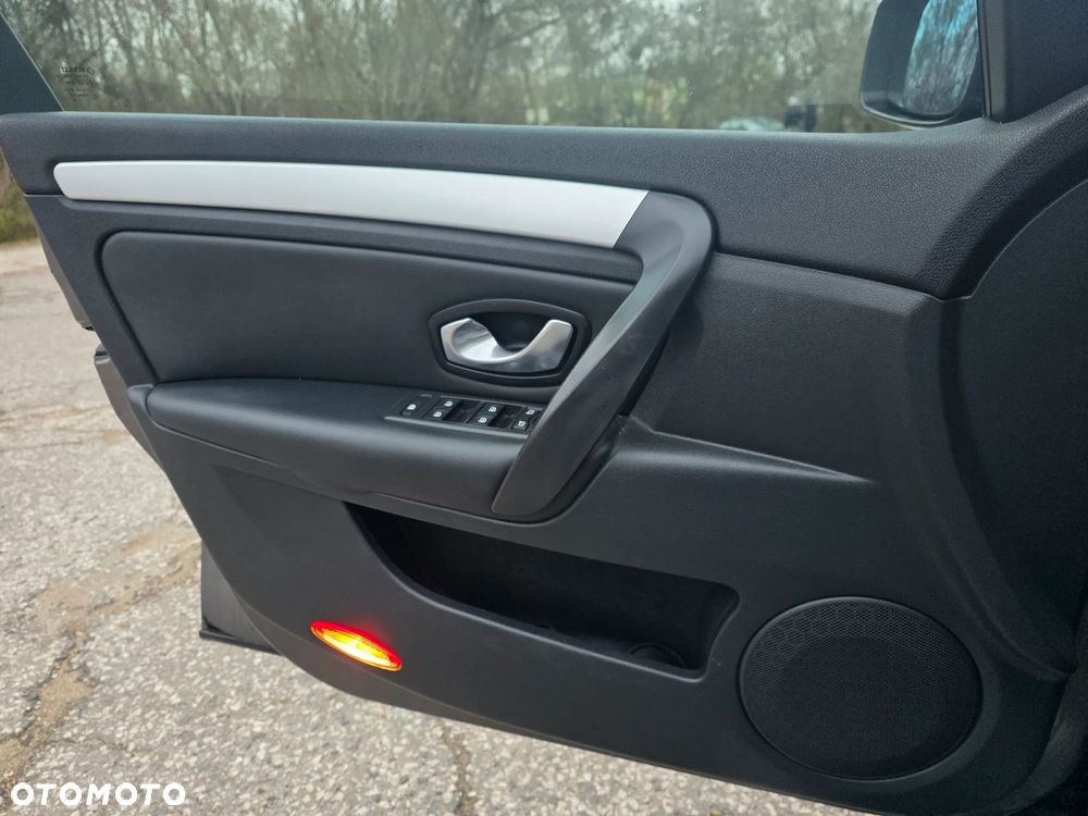 Renault Laguna 2.0 DCi Dynamique - 17