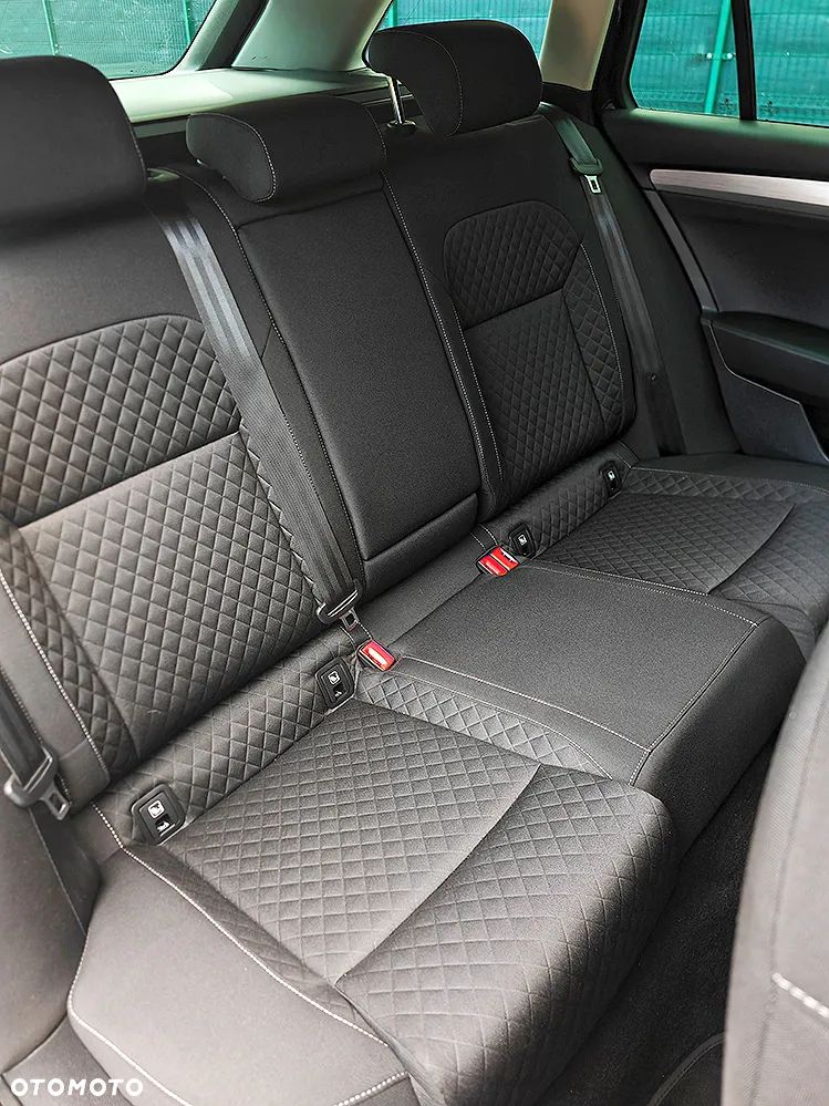 Skoda Superb 2.0 TDI SCR Style DSG - 26