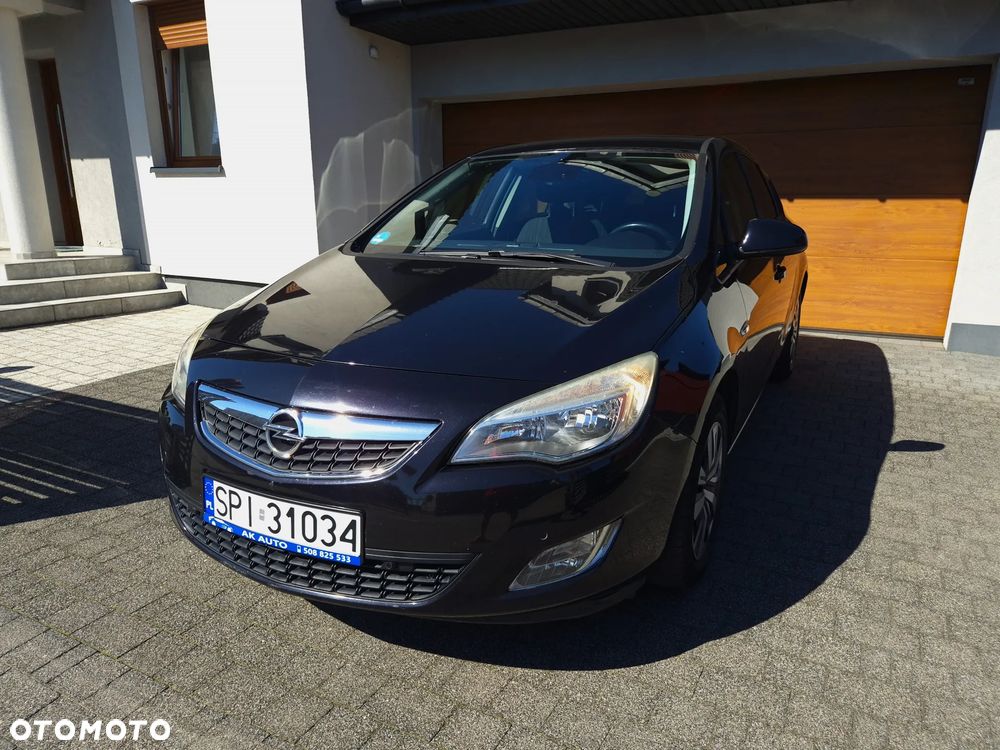 Opel Astra 1.4 Turbo Design Edition - 10