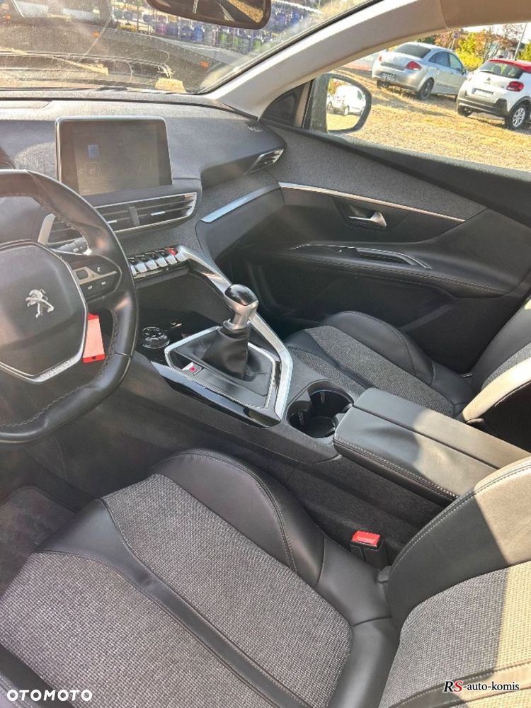 Peugeot 3008 - 29