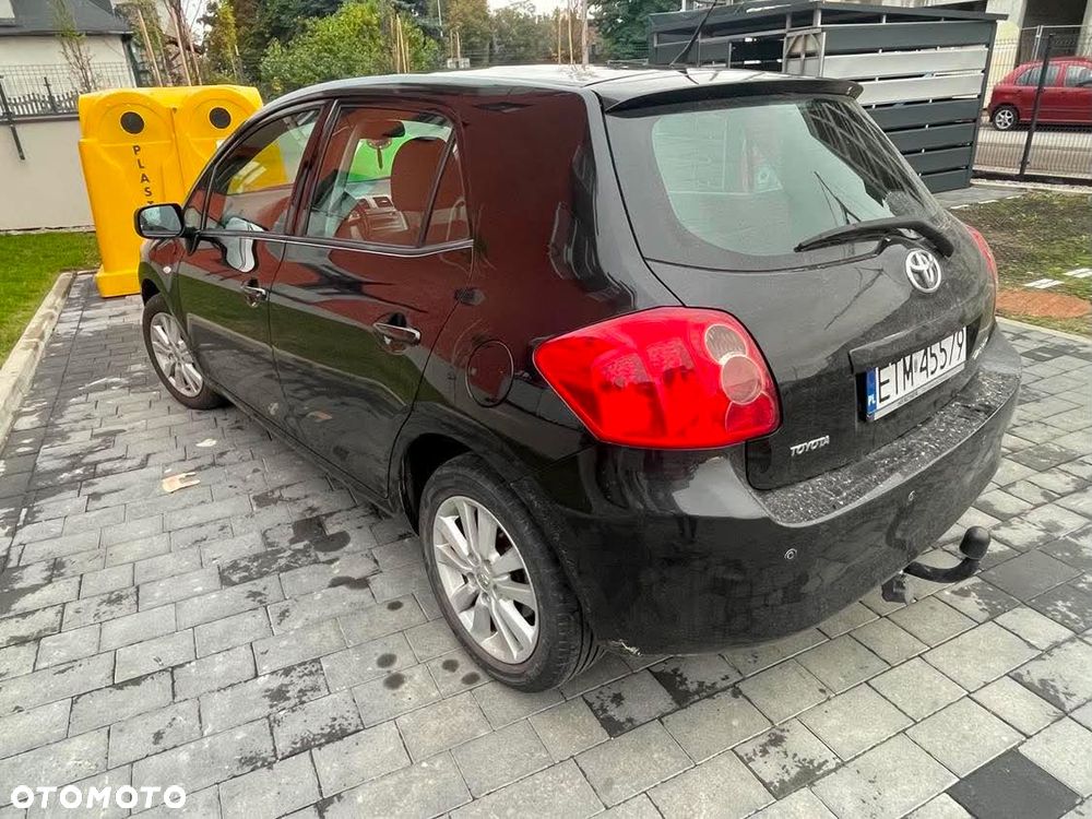 Toyota Auris 1.6 VVT-i Luna - 4