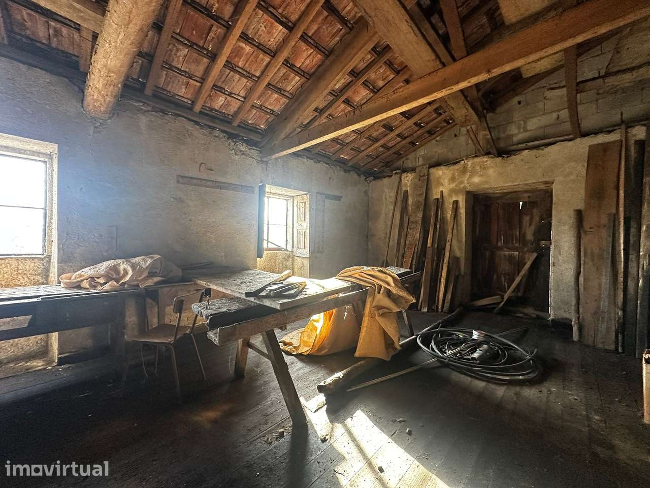 Moradia para restauro na Montaria - Grande imagem: 3/17