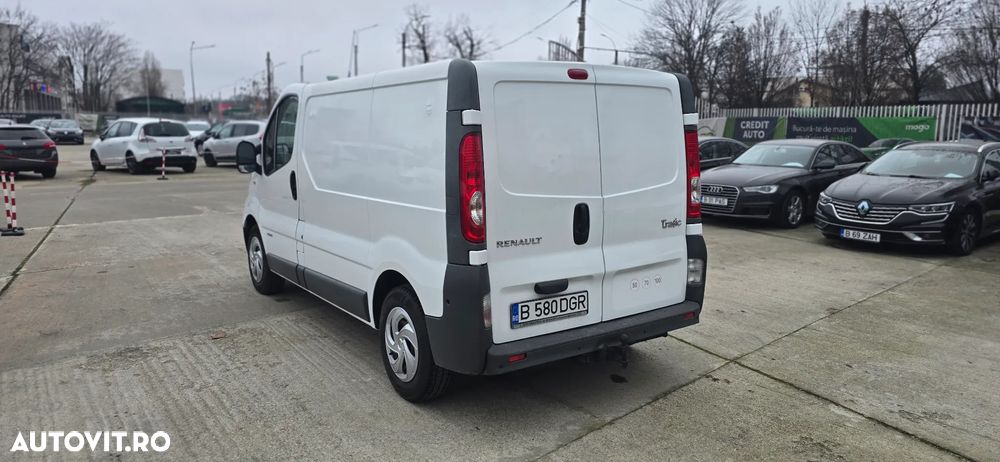 Renault Trafic - 4
