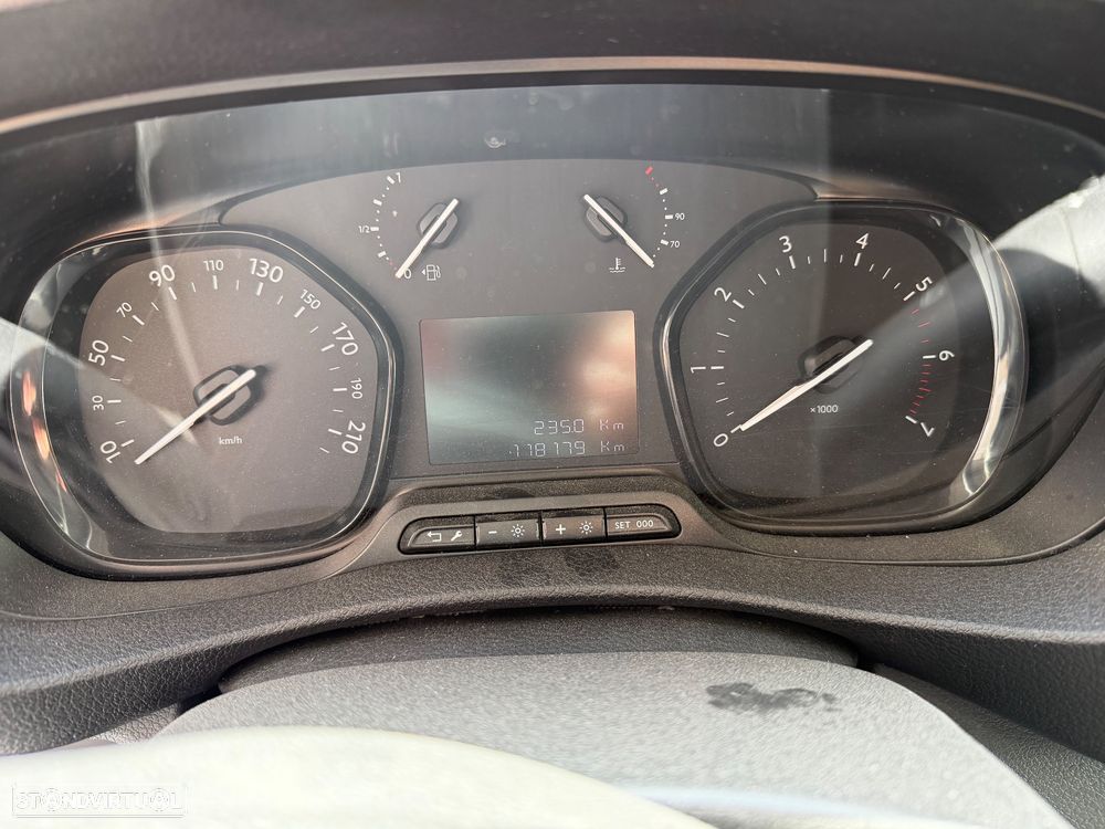 Opel Vivaro 2.0 150cv 3 lug. Longa IVA dedut. - 7