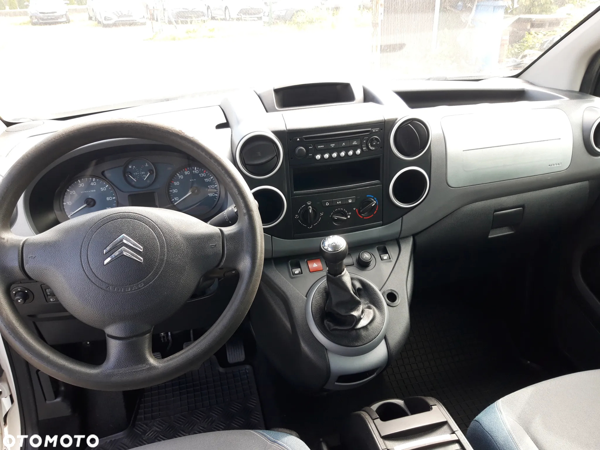 Citroën Berlingo II 1.6 HDi Multispace - 17