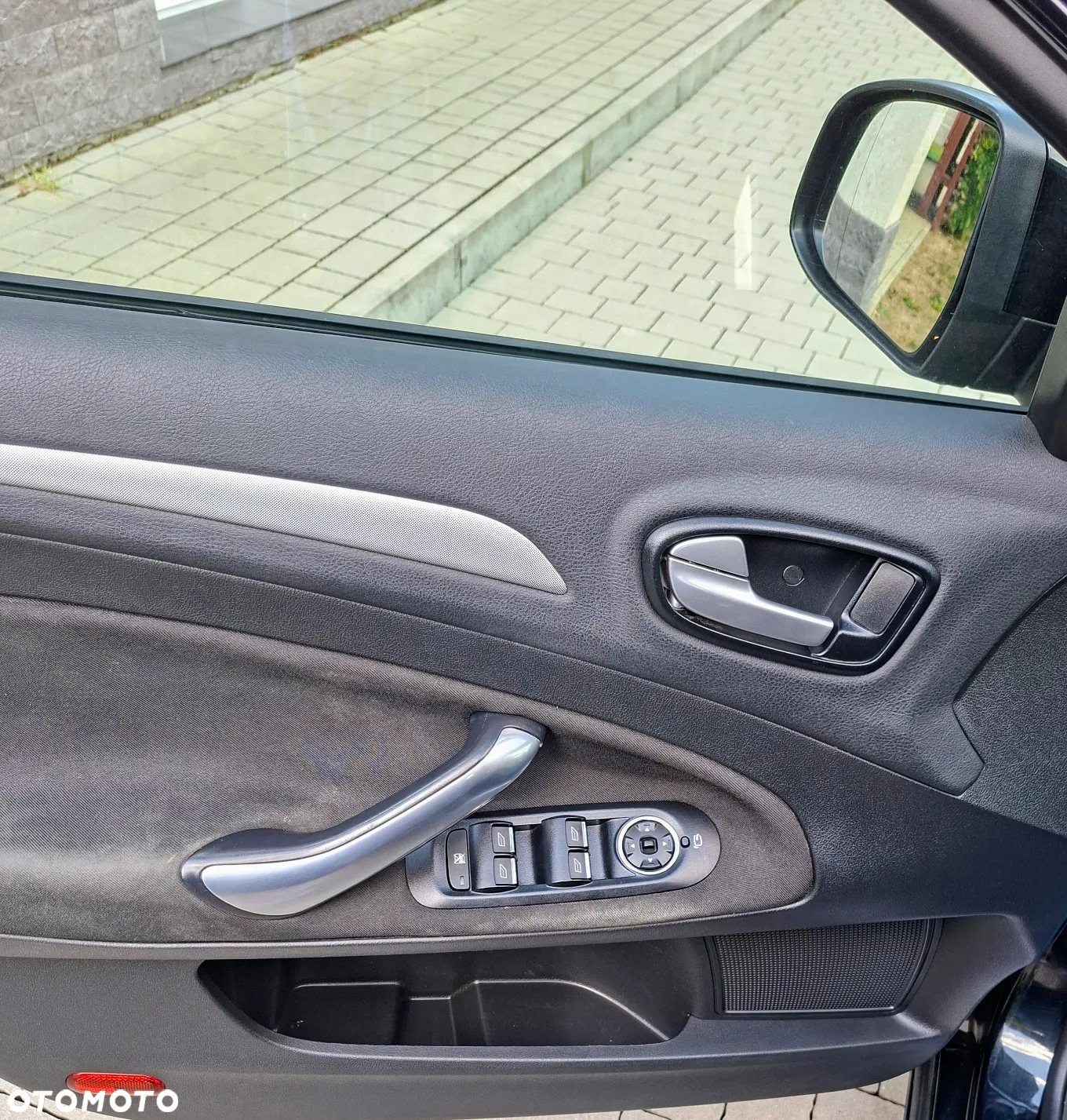 Ford Mondeo 2.0 TDCi Trend - 14