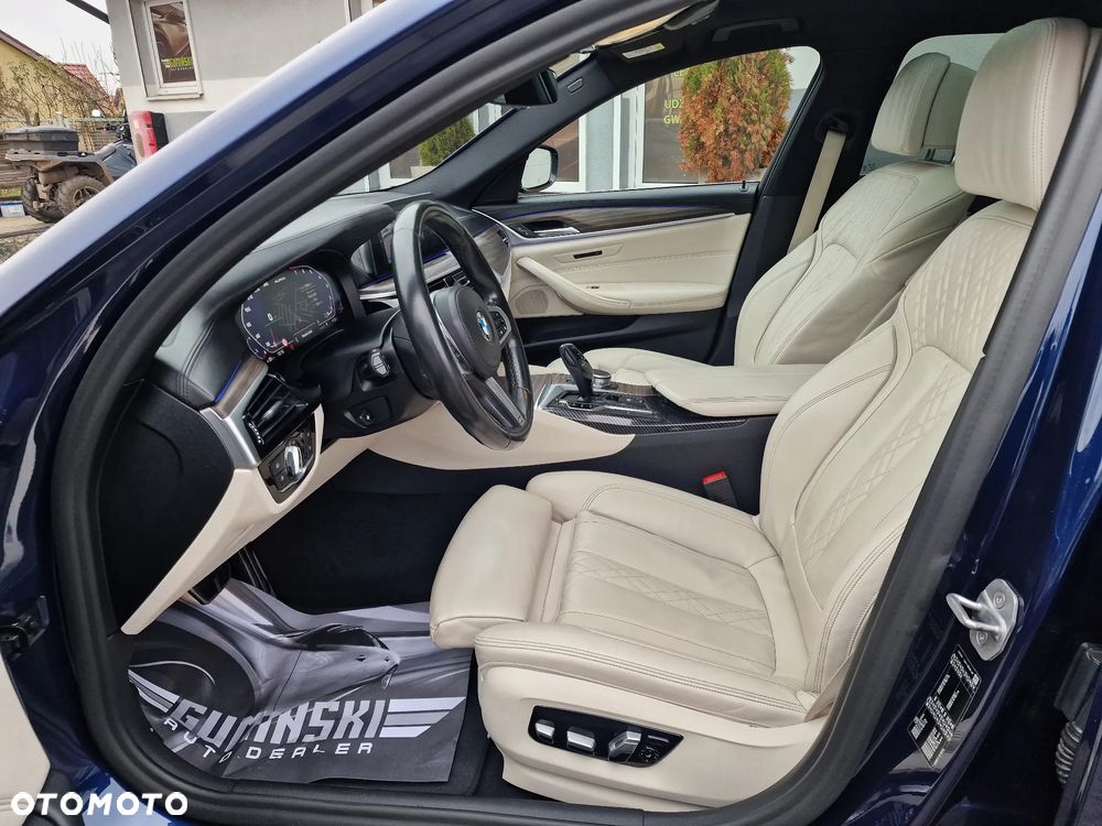 BMW Seria 5 520i M Sport Edition - 22