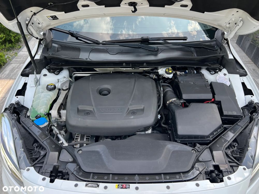 Volvo V40 T3 Inscription - 41