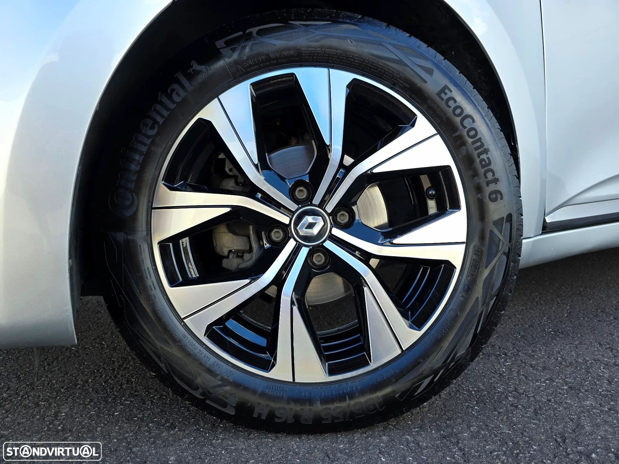 Renault Clio 1.0 TCe Intens - 4