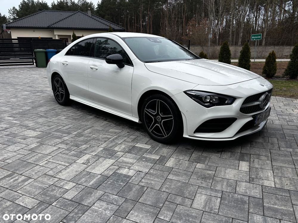Mercedes-Benz CLA 200 AMG Line - 1