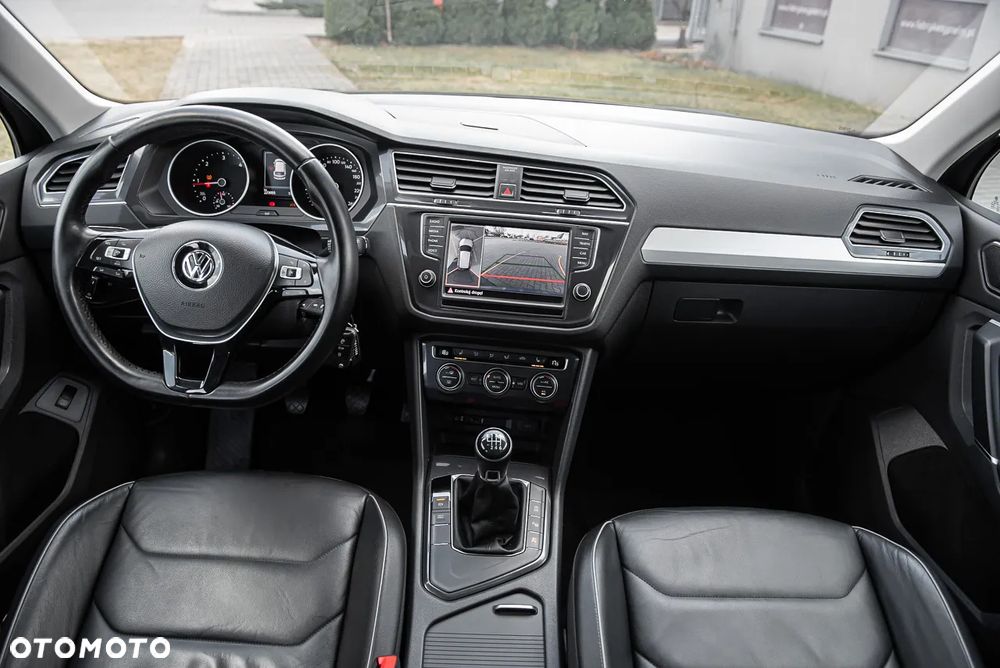 Volkswagen Tiguan - 27