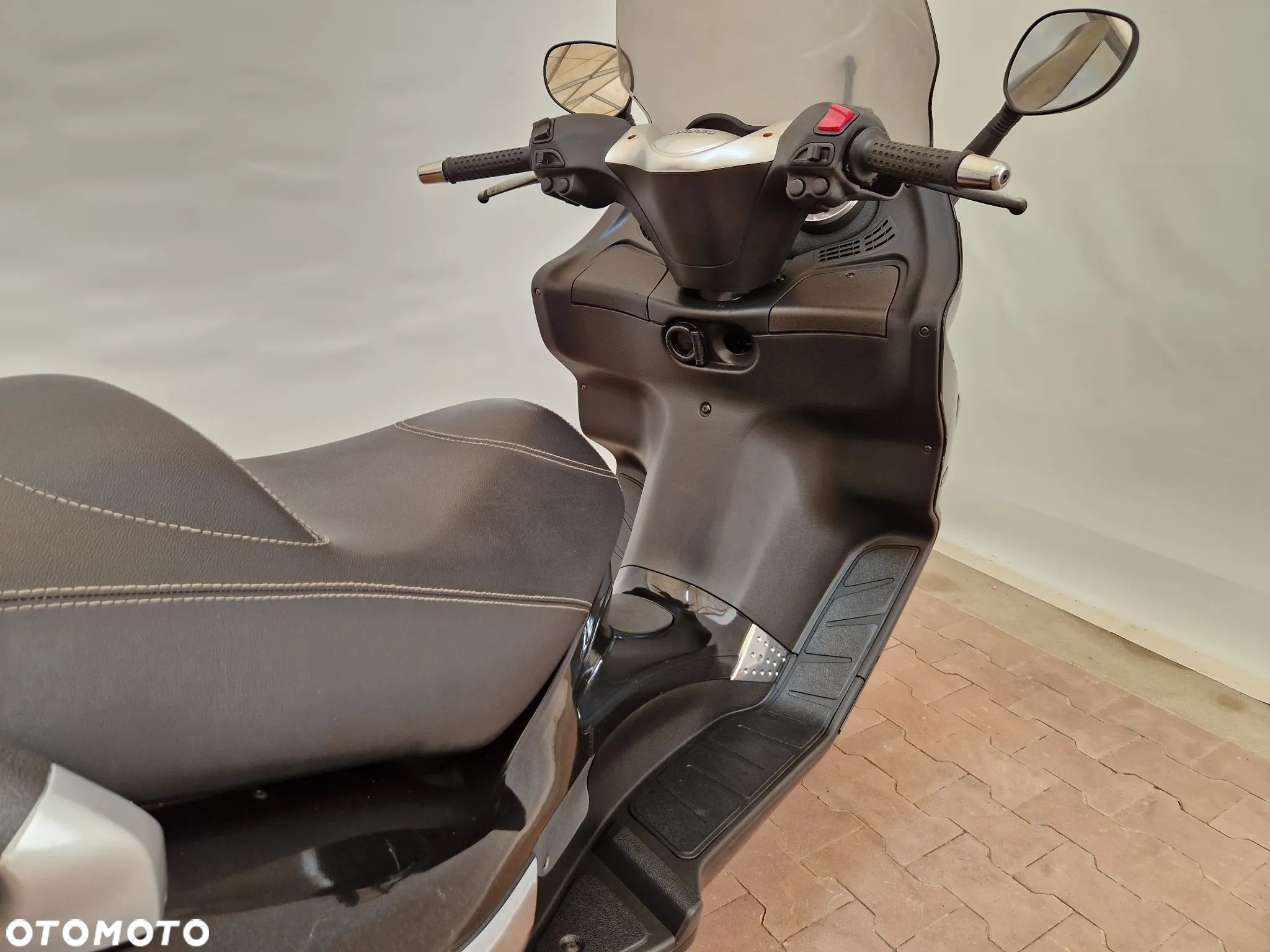Piaggio Xevo - 21
