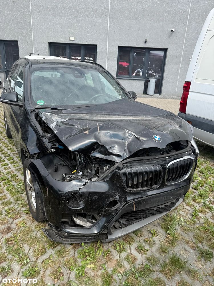 BMW X1 sDrive18i GPF Advantage - 24