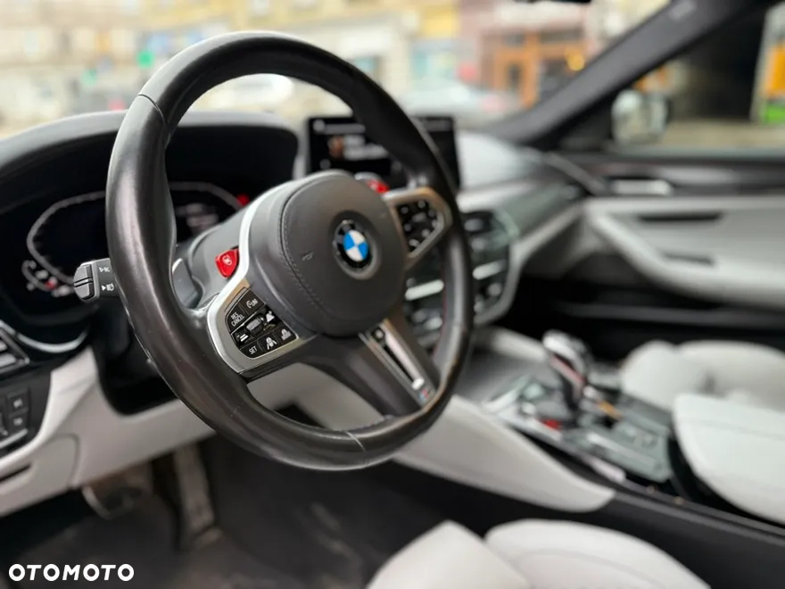 BMW M5 Competition - 10