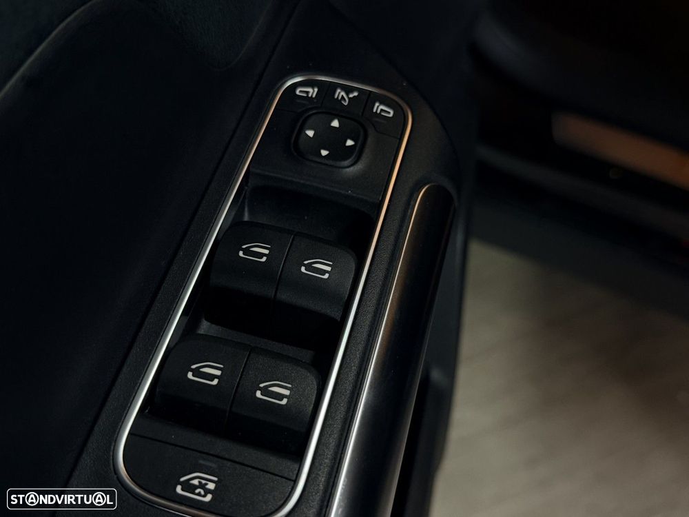 Mercedes-Benz GLA 250 e AMG Line - 20