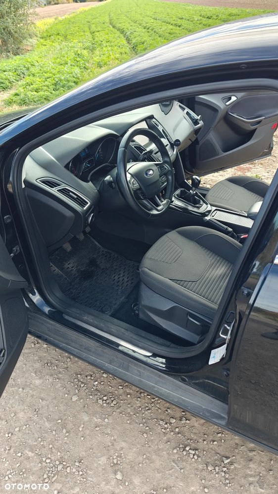 Ford Focus - 13