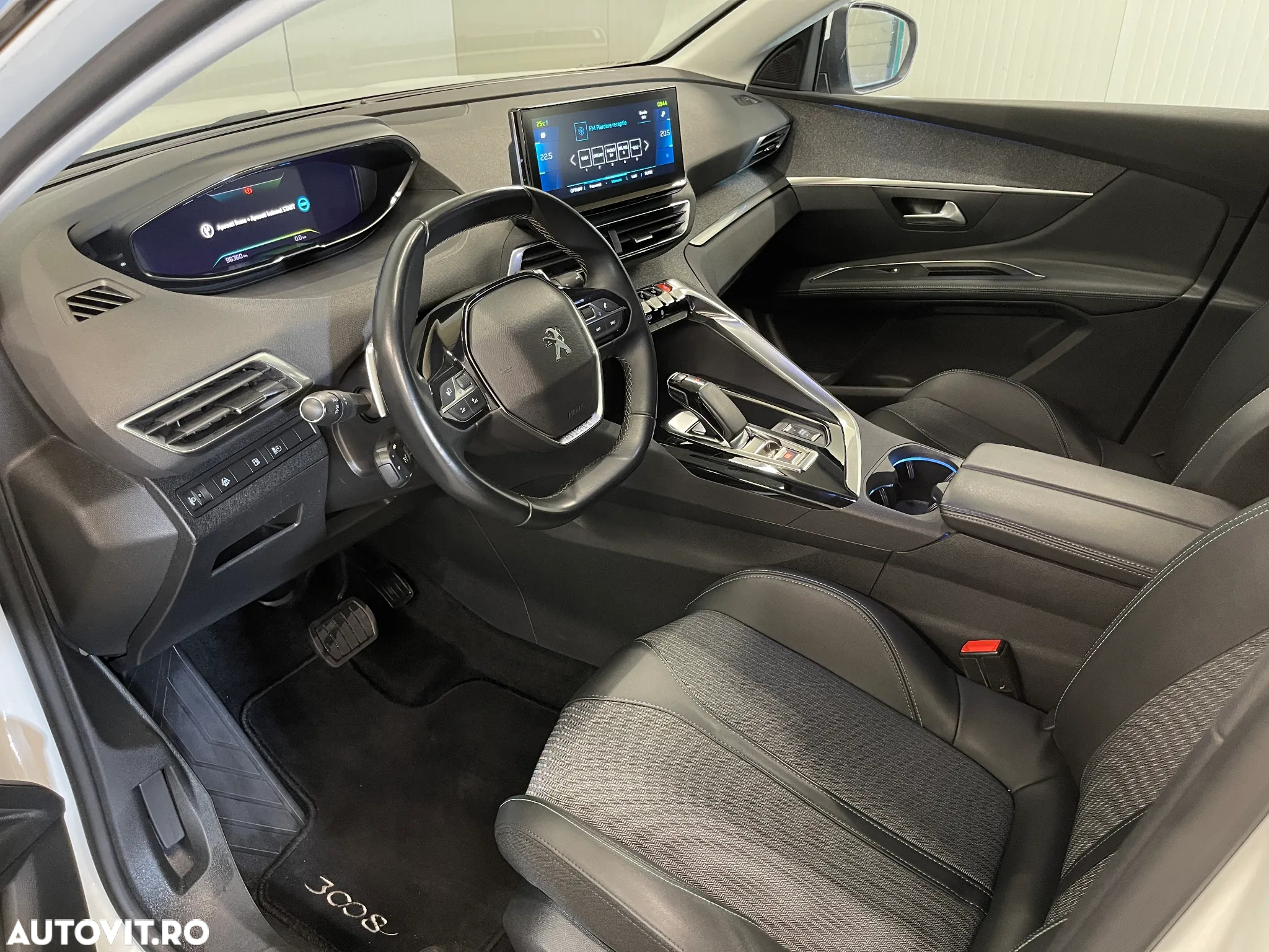 Peugeot 3008 Plug-In Hybrid 225 e-EAT8 Allure Pack - 5