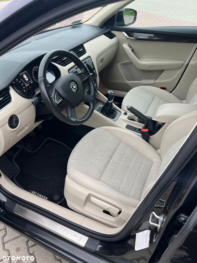 Skoda Octavia 2.0 TDI Style - 9