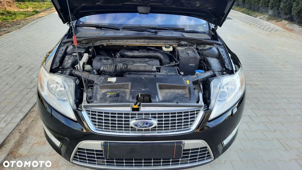 Ford Mondeo 2.5 Titanium S - 35