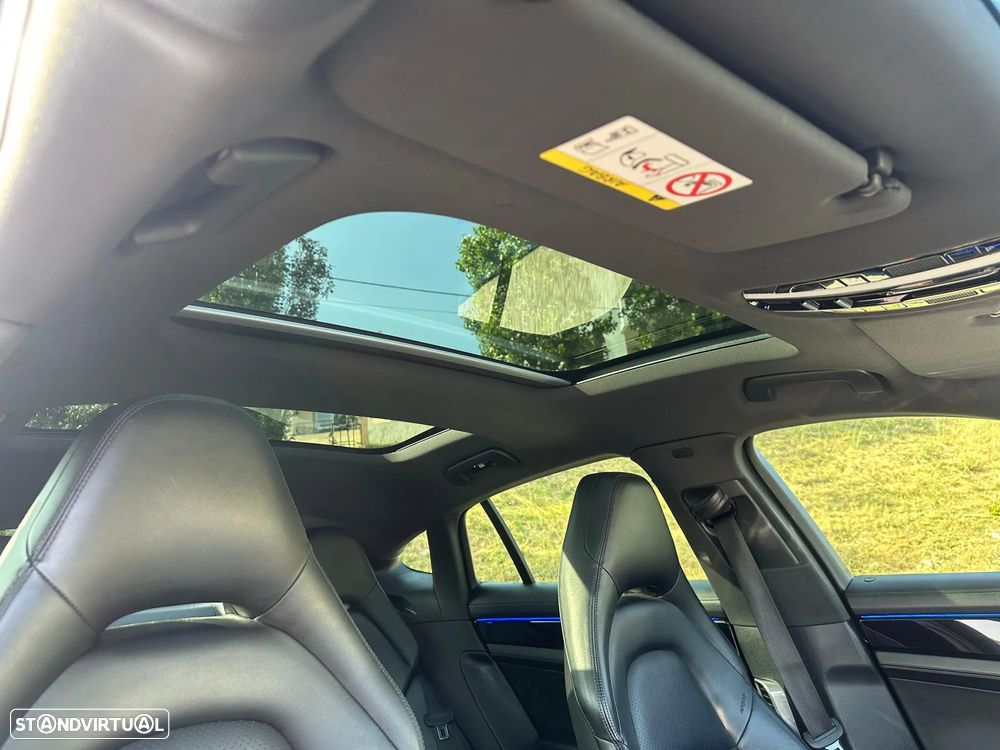 Porsche Panamera 4 S - 20